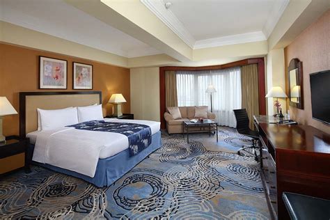 diamond hotel baclaran|Deluxe Regency .